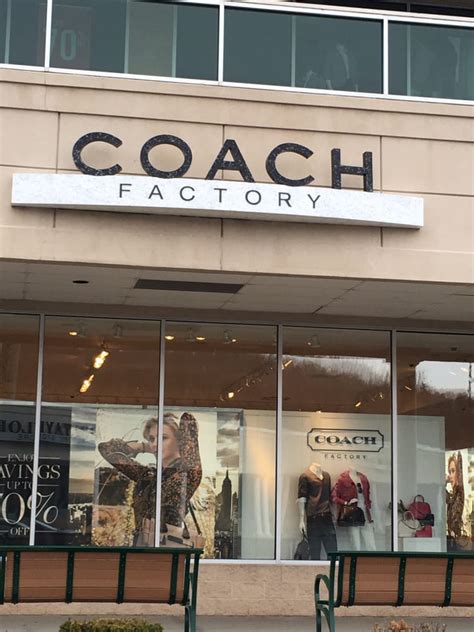 coach outlet store pottstown pa.